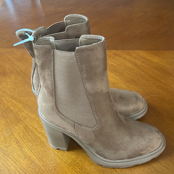 Nine west ream high-heeled Chelsea boots size 10 brown - Picture 3 of 5